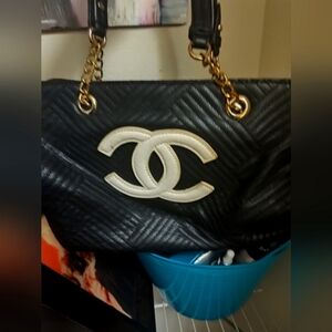 Chanel purse